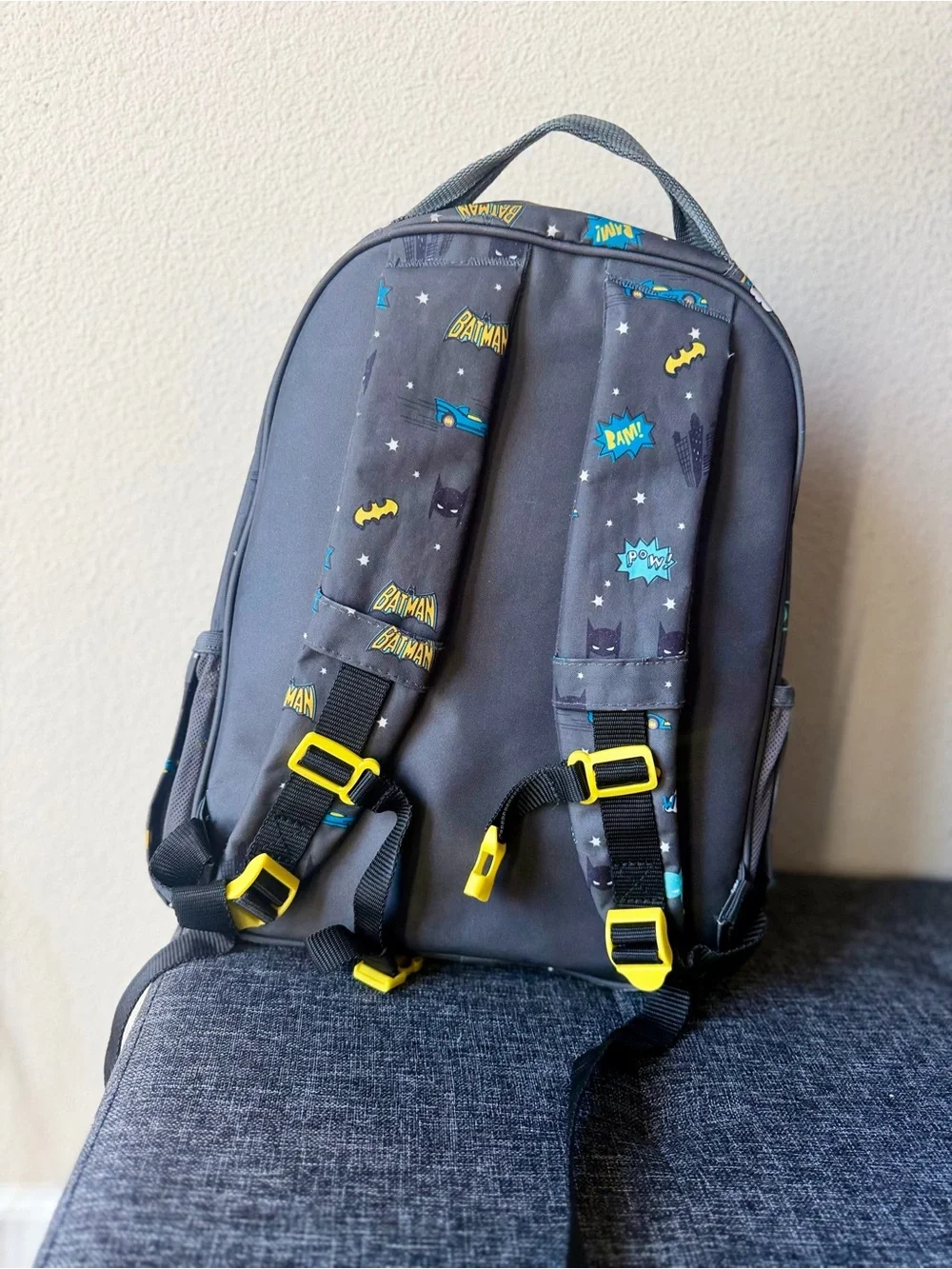 Simple Modern Kids Batman Lunch Bag and Backpack Set - medium size